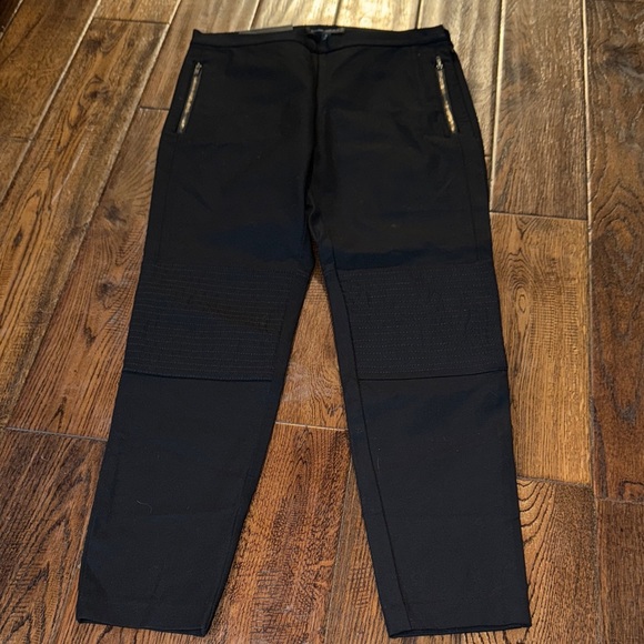 Banana Republic Other - NWT Banana Republic DEVON High Rise Fitted Through The Leg Ankle Length Size 8